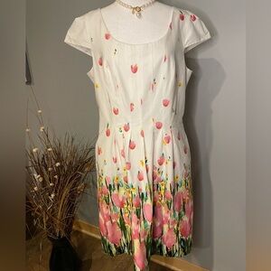 Liz Claiborne Size 12 White Floral A-line Cotton Dress Lined
